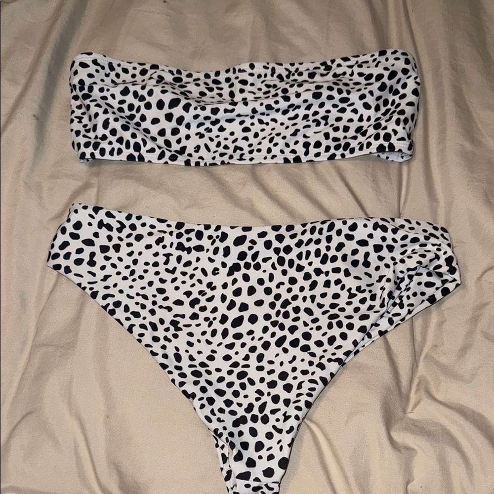 SHEIN Black and White Spotted Bikini